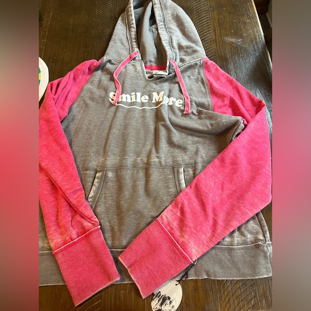 Gray and Pink Hoodie with 'Smile More' Print